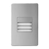 Lampe d’escalier et murale Bella de Dainolite avec persienne, fini aluminium brossé et ampoule à DEL de 3,3 W