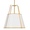 Luminaire suspendu Trapezoid de Dainolite avec abat-jour trapézoïde doré et blanc qui diffuse la lumière, tissu blanc et 4 ampoules