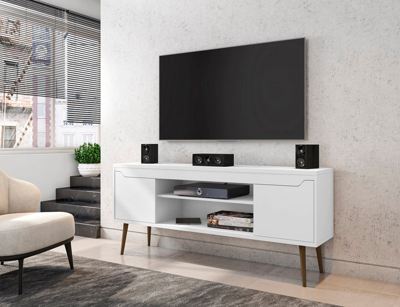 Meuble pour téléviseur Bradley de Manhattan Comfort de 62,99 po avec 2 tablettes multimédias et 2 tablettes de rangement - blanc et brun rustique