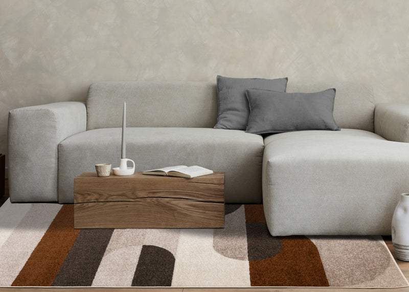 Carpette Marley taupe et rouge sang-de-bœuf à motif de courbes géométriques - 7 pi 10 po x 10 pi 6 po
