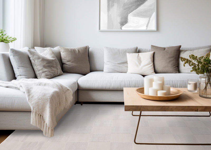 Carpette Leonardo blanche et grise à motif à carreaux - 6 pi 7 po x 9 pi 6 po