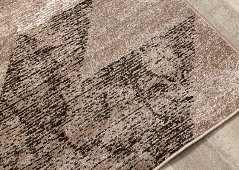Carpette May à motifs géométriques vieillis - 5 pi 3 po x 7 pi 7 po