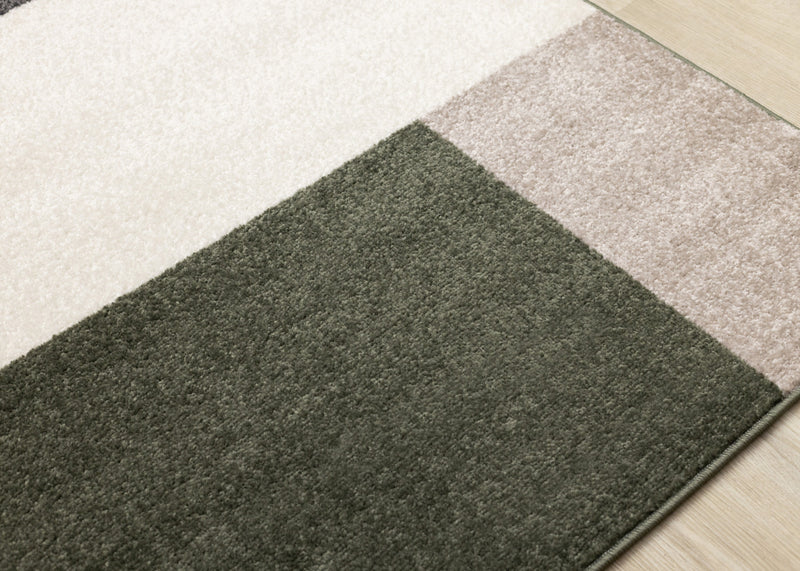 Carpette moderne Marley verte, grise et blanche à motif géométrique - 5 pi 3 po x 7 pi 7 po
