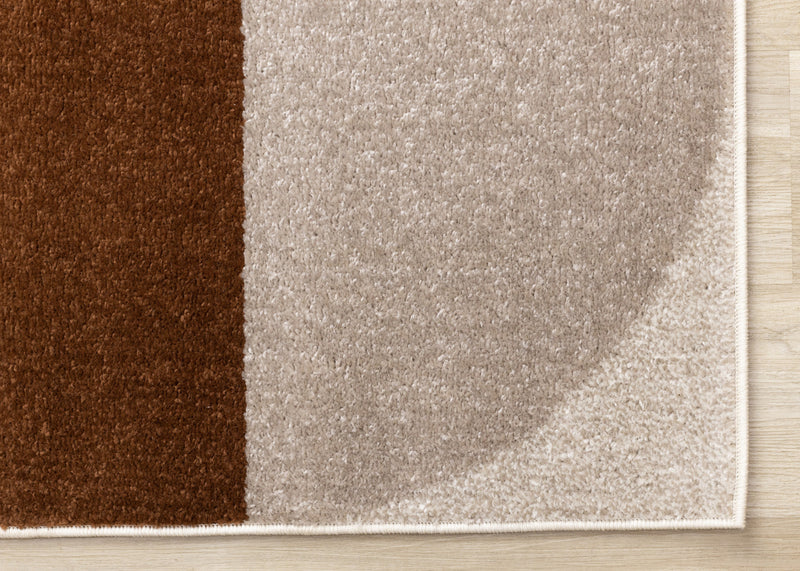 Carpette Marley taupe et rouge sang-de-bœuf à motif de courbes géométriques - 7 pi 10 po x 10 pi 6 po