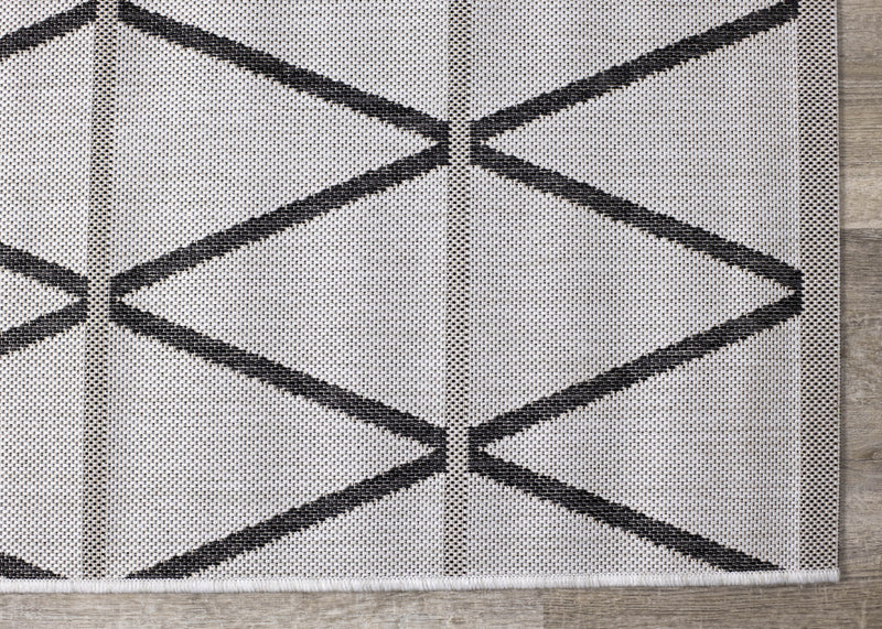 Carpette Jackson à motif de diamants pour l’intérieur et l'extérieur - 2 pi 8 po x 4 pi 3 po