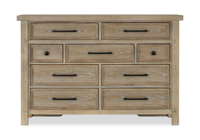 Sonoma Bedroom 9-Drawer Dresser, 62"W x 42"H - Light Brown | Commode Sonoma de 62 po (L) x 42 po (H) à 9 tiroirs pour la chambre à coucher - brun clair