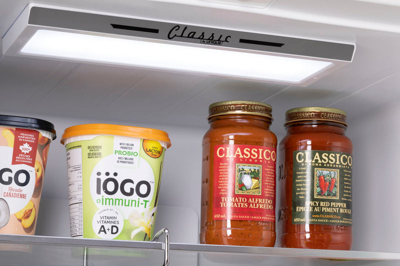 Classic Rétro par Unique sans givre Réfrigérateur à congélateur dans le bas de 18 pi³ - UGP-510L LG AC