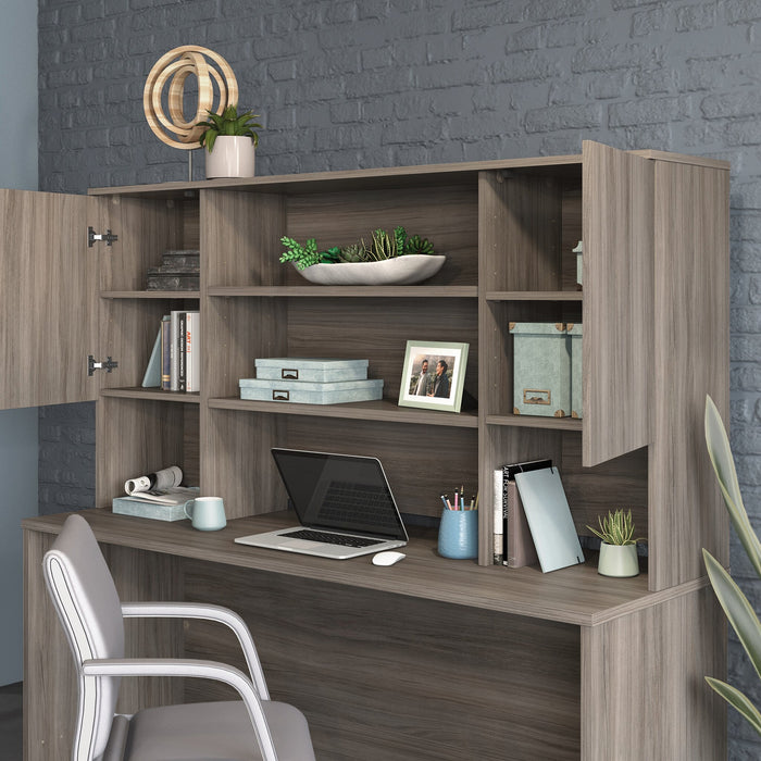 Crédence de rangement Affirm de 71,10 po de qualité commerciale avec 2 armoires - orme Hudson