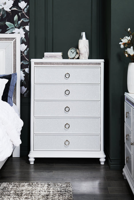 Commode verticale somptueuse Ava de 40,5 po (L) x 54,1 po (H) à 5 tiroirs avec éclairage à DEL pour la chambre à coucher - blanche