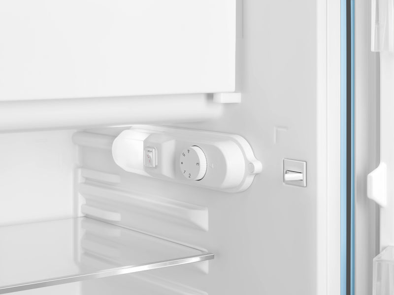 Réfrigérateur compact Smeg rétro de 4,31 pi3 - FAB10URPB3