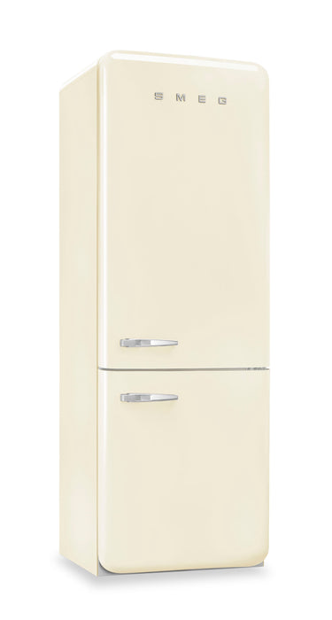 Réfrigérateur Smeg rétro de 18 pi3 à congélateur inférieur - FAB38URCR