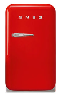 Réfrigérateur compact Smeg rétro de 1,5 pi3 - FAB5URRD3