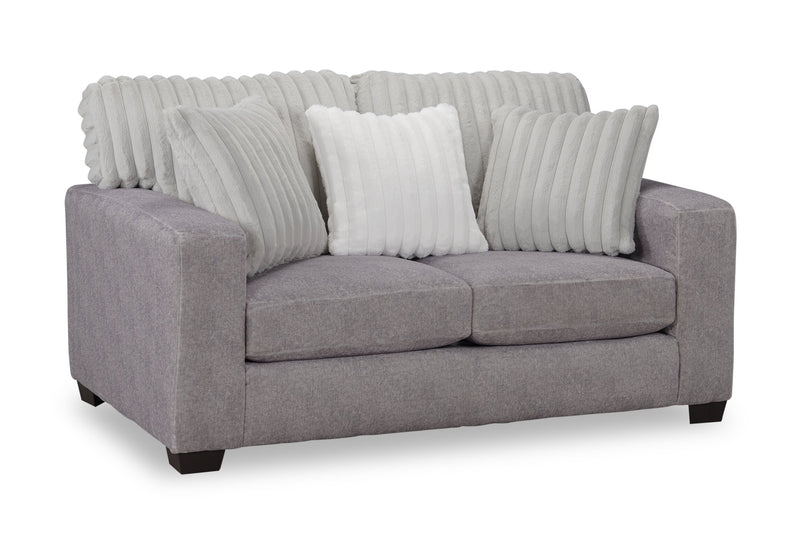 Causeuse Koda de 67 po fabriquée au Canada en tissu de chenille et de fausse fourrure avec coussins amovibles - gris Paloma luxueux