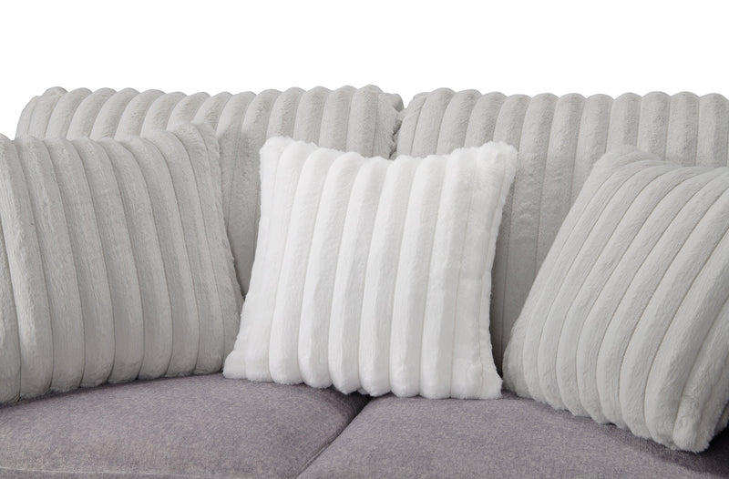 Causeuse Koda de 67 po fabriquée au Canada en tissu de chenille et de fausse fourrure avec coussins amovibles - gris Paloma luxueux