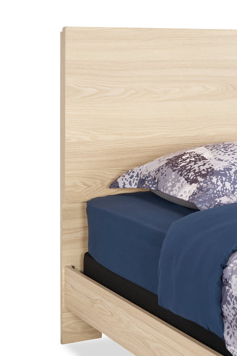 Lit à panneaux Riley avec tête de lit et cadre de lit pour enfants, fabriqué au Canada, naturel - format lit simple