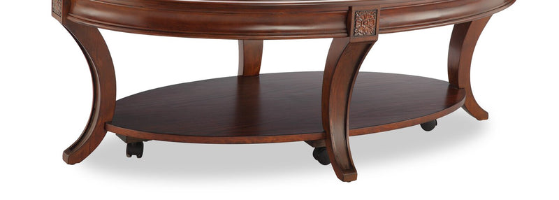 Table à café ovale traditionnelle Kerwin de 50 po avec tablette et roulettes - cerisier