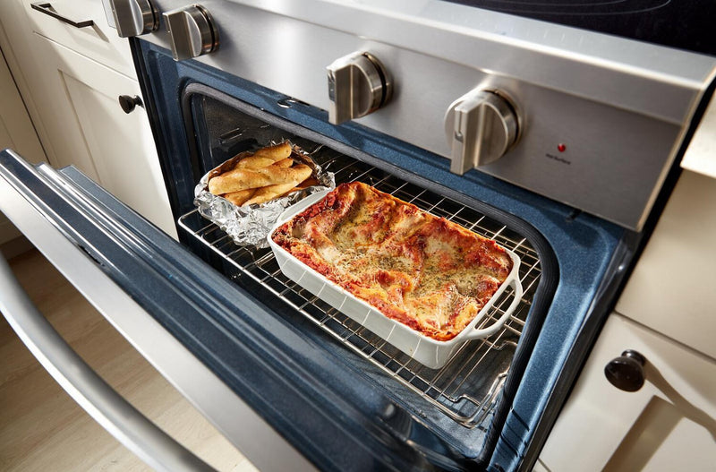Cuisinière électrique Whirlpool de 5,3 pi3 et de 30 po avec friture à air sans préchauffage - acier inoxydable résistant aux traces de doigts - YWFES7030SZ
