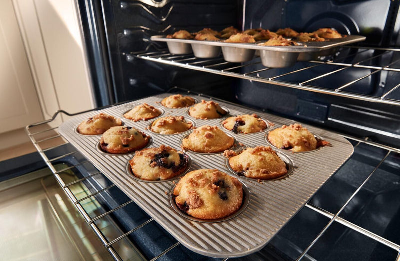 Cuisinière électrique Whirlpool de 5,3 pi3 avec cuisson à air - noire - YWFES4530SB