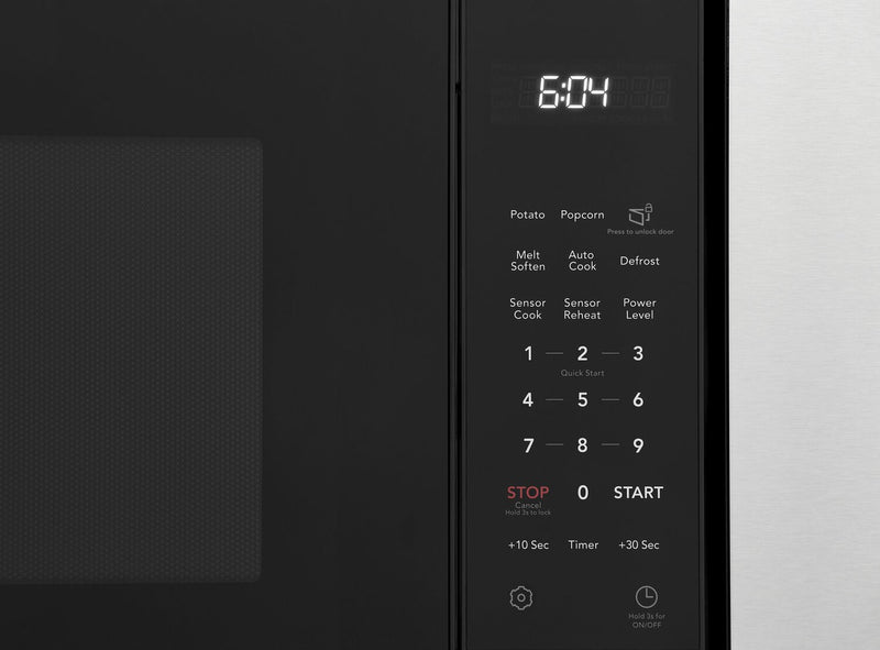 Four à micro-ondes encastré Frigidaire Professional de 2,2 pi3 - acier inoxydable Smudge-ProofMC - PMBS3080BF