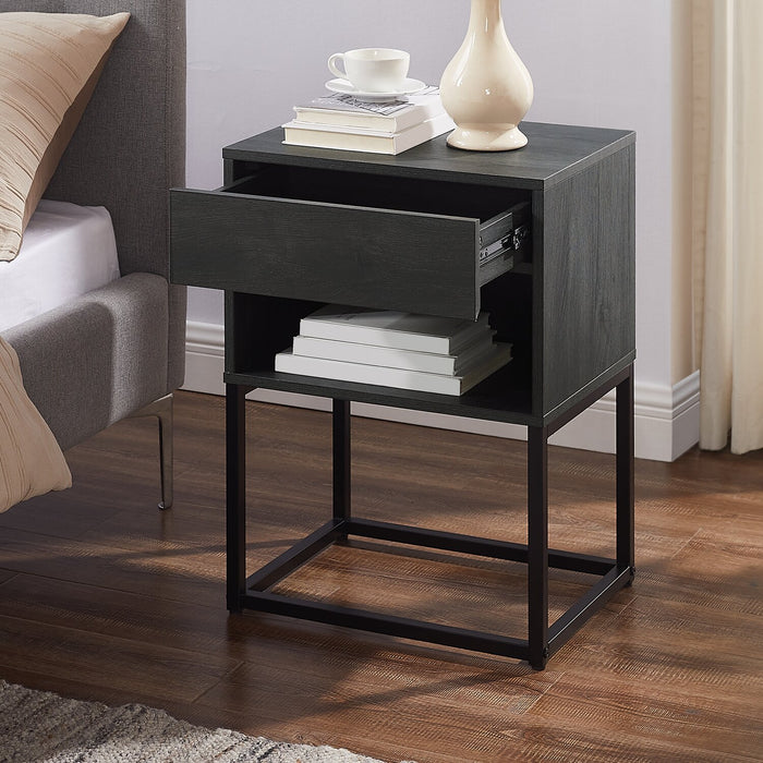 Table de nuit Fynn de 18 po (l) x 25,75 po (H) à 1 tiroir avec tablette de rangement - brune et noire