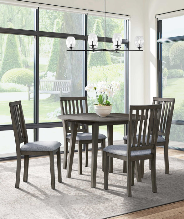 Chaise de salle à manger Bryn avec siège en tissu et dossier à lattes - gris foncé