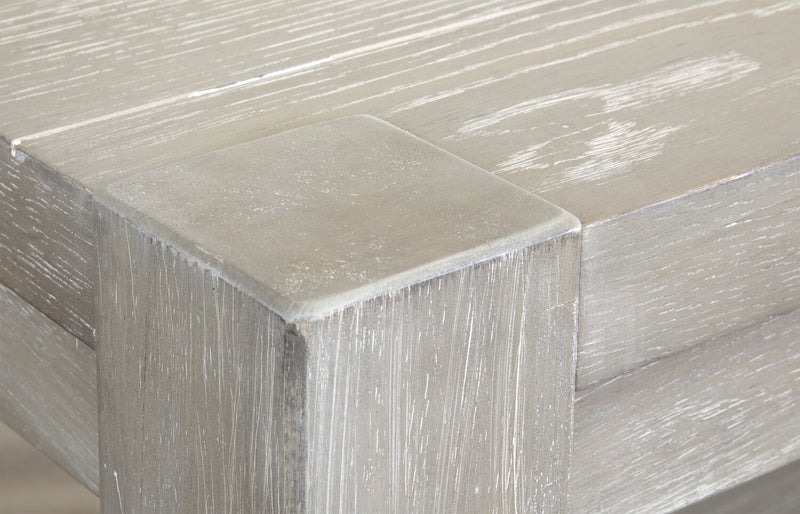 Table à café contemporaine Clifford de 60 po en bois massif avec tablette et roulettes - gris calico