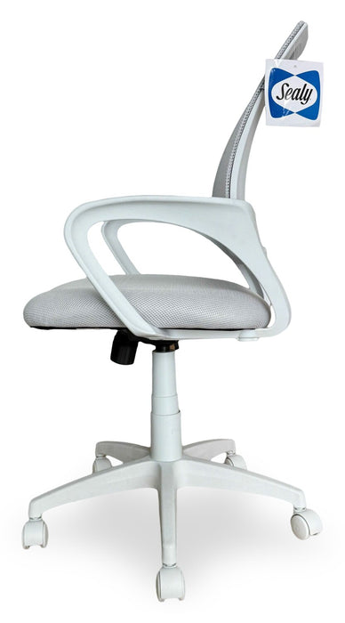 Chaise de bureau ergonomique réglable Raven de Sealy de 25,2 po avec rembourrage en mailles - blanche