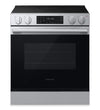 Cuisinière électrique encastrée Bespoke de Samsung de 6,3 pi3 avec friture à air sans préchauffage Air Fry Max - NSE70H63SR