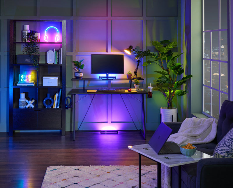 Bureau de jeu Sparta de 48 po avec tablette surélevée pour moniteur - noir avec touches de rouge