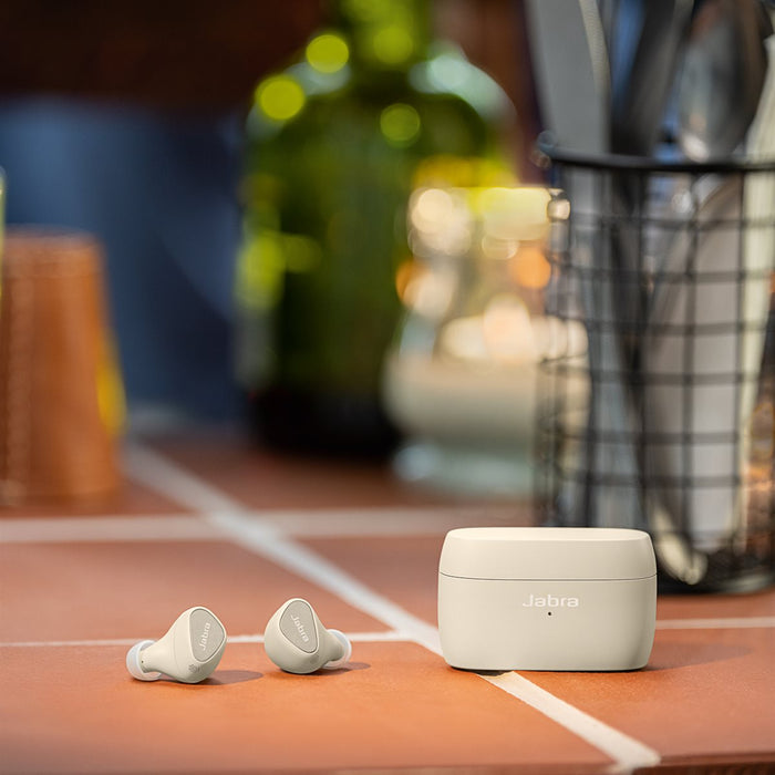 Écouteurs réellement sans fil Elite 5 de Jabra - beige doré