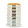 Vase doré en forme de coquille de 9 po