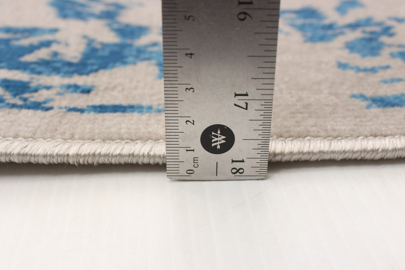 Carpette Corinne bleue 6 pi 7 po x 9 pi 6 po