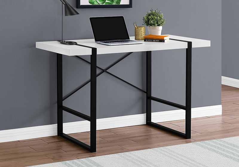 Bureau Avery de 49 po d’apparence bois recyclé - blanc