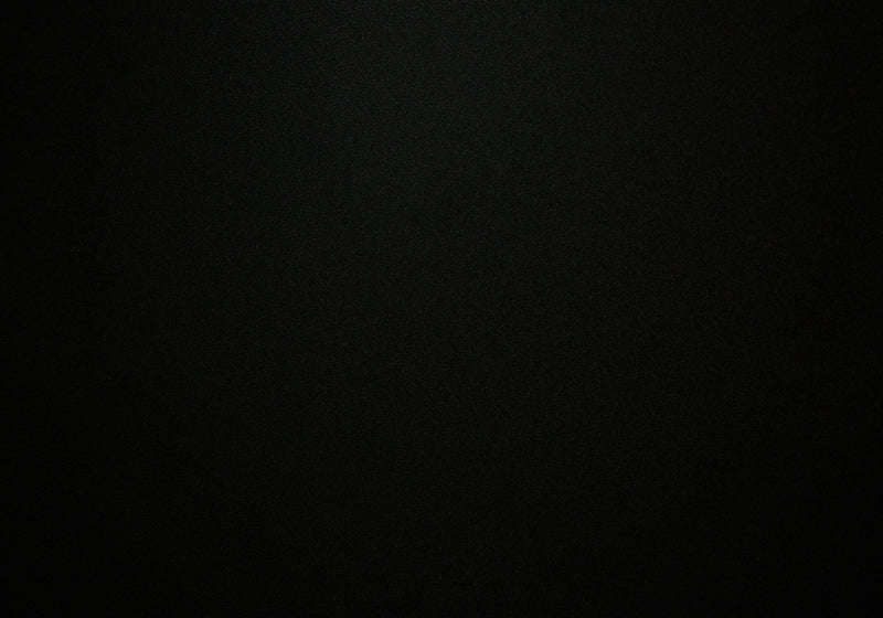 Table d’appoint en métal noir martelé avec verre trempé