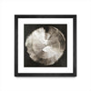 Œuvre d’art murale encadrée noire et mate « Touch Of Silver » 30 x 30