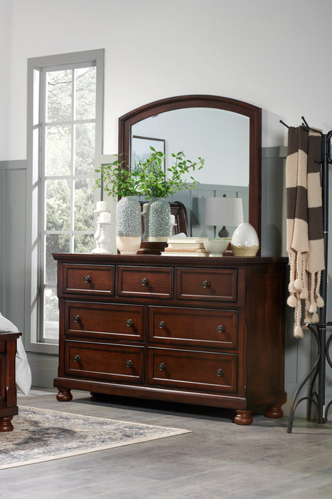 Commode Chelsea de 60 po (L) x 38 po (H) à 7 tiroirs pour la chambre à coucher - brun cerisier