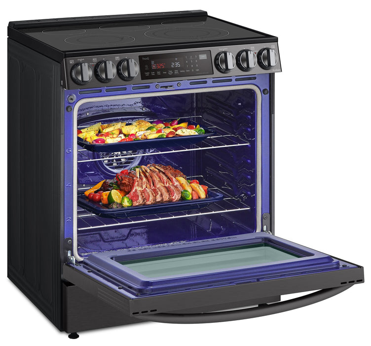Cuisinière intelligente électrique LG de 6,3 pi³ avec friture à air et convection ProBake ConvectionMD - acier inoxydable noir Smudge-ProofMD - LSEL6335D