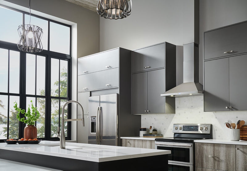 Hotte cheminée pyramidale Broan de 24 po – BWP1244SS