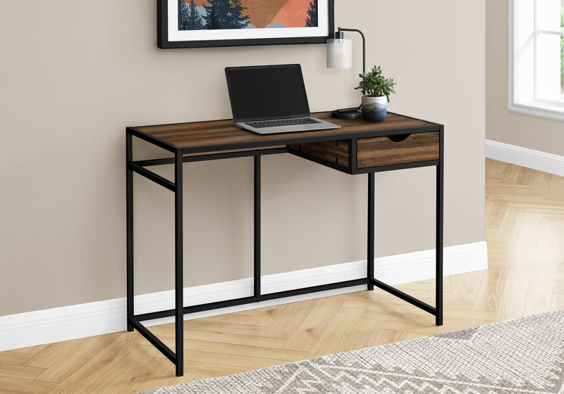 Bureau Everly de 42,25 po avec tiroir - brun