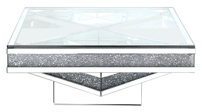 Table à café somptueuse Rosie de 39 po avec dessus en miroir et en verre - métal argenté avec pattes à apparence de diamant