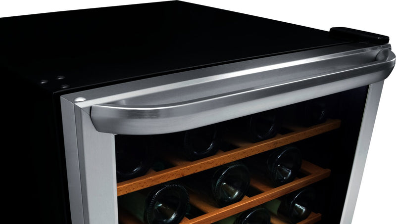 Réfrigérateur Frigidaire de 4,4 pi³ et de 21,5 po avec refroidisseur à vin à 2 zones à 45 bouteilles - acier inoxydable - FRWW4543AS