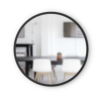 Miroir mural rond décoratif Hub de Umbra de 24 po x 24 po - noir
