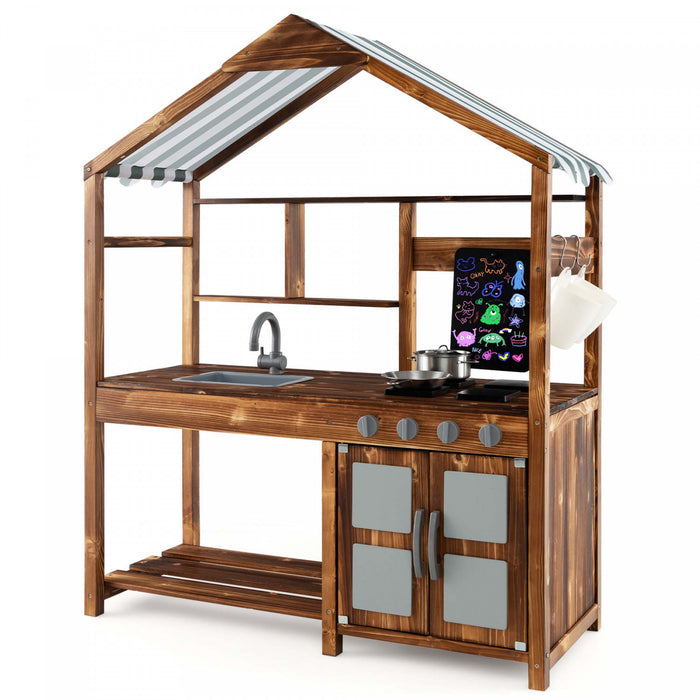Cuisine En Boue En Bois Avec Tableau Noir, Poeles, Evier Amovible Et Accessoires Naturels
