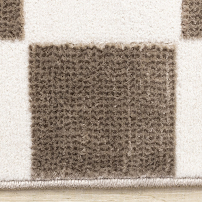 Carpette géométrique Leopold brune et blanche à motif de carreaux - 5 pi 3 po x 7 pi 7 po