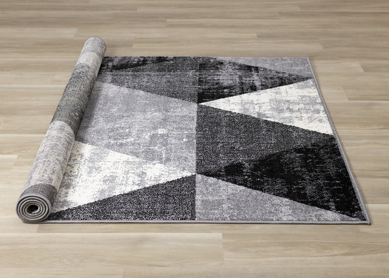 Tapis Covington triangle geometrique noir blanc gris vieilli, 5'3\" x 7'7\"