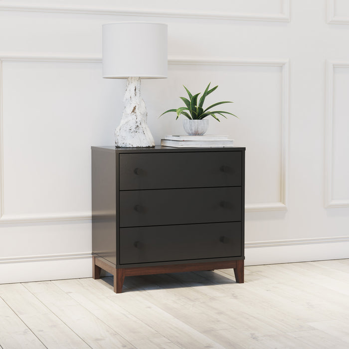 Table de nuit Nordik de Prepac à 3 tiroirs - noire et cerisier