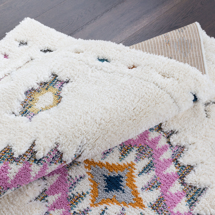 Carpette à poil long Lola à motif de diamants - 2 pi 7 po x 8 pi