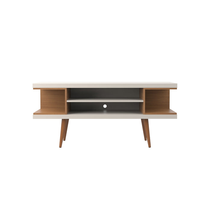 Meuble pour téléviseur Utopia de Manhattan Comfort de 53,14 po avec pattes évasées en bois et 4 tablettes - blanc cassé et crème d'érable
