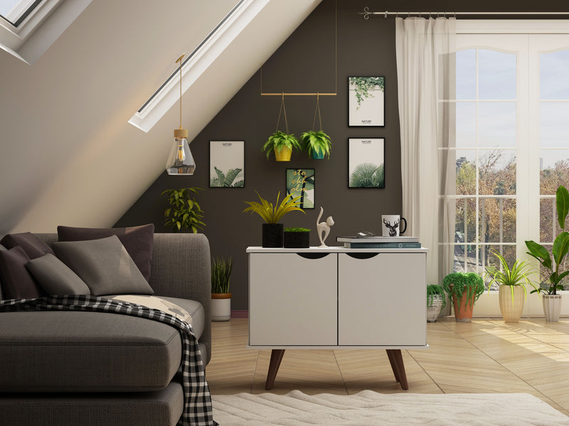 Armoire décorative Hampton de Manhattan Comfort avec 2 tablettes et pattes en bois massif - blanche