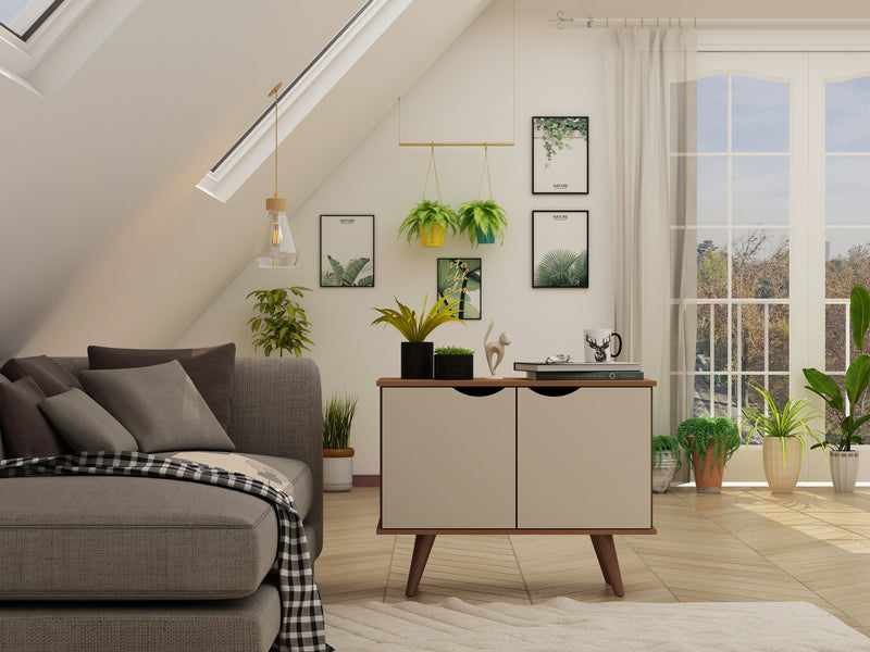 Armoire décorative Hampton de Manhattan Comfort avec 2 tablettes et pattes en bois massif - blanc cassé et crème d’érable